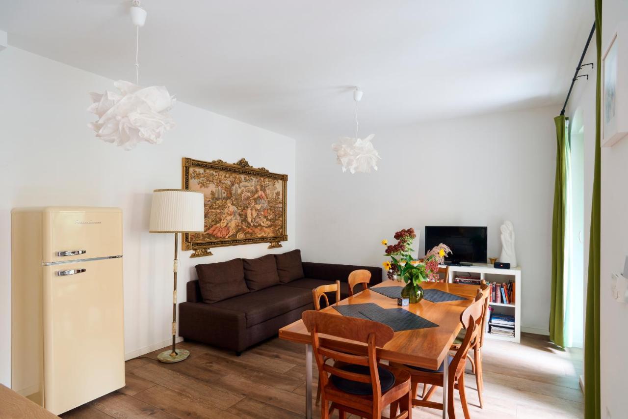 Апартаменти Beautiful And Cozy Remise For Up To 6 Guests Берлін Екстер'єр фото